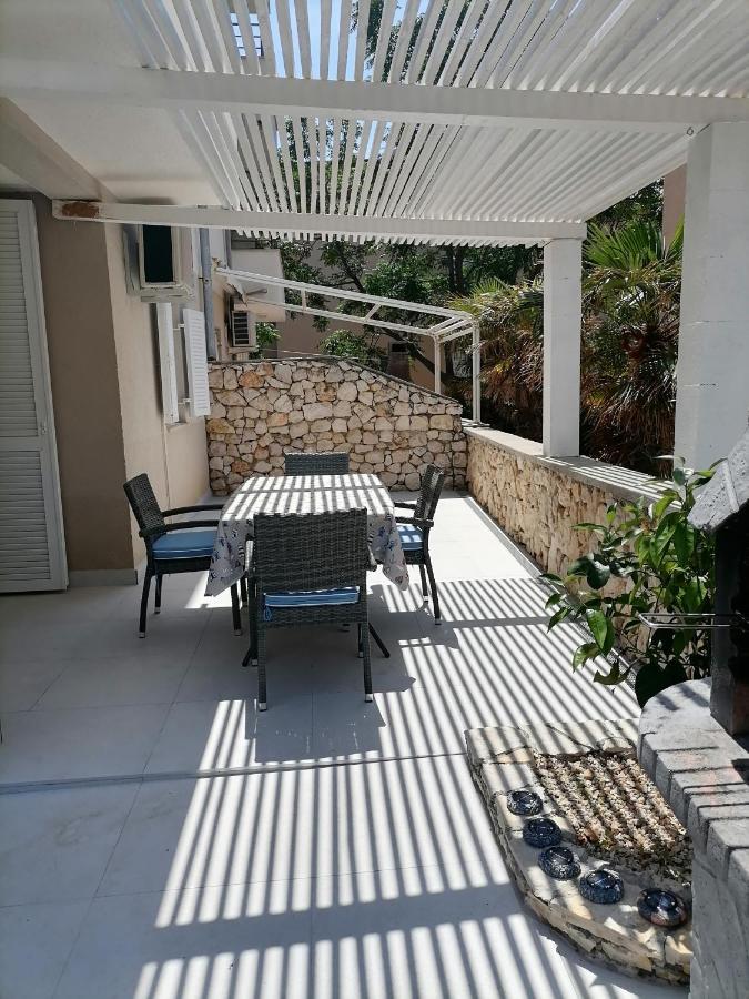 נובליה Apartment Nano-Maris מראה חיצוני תמונה