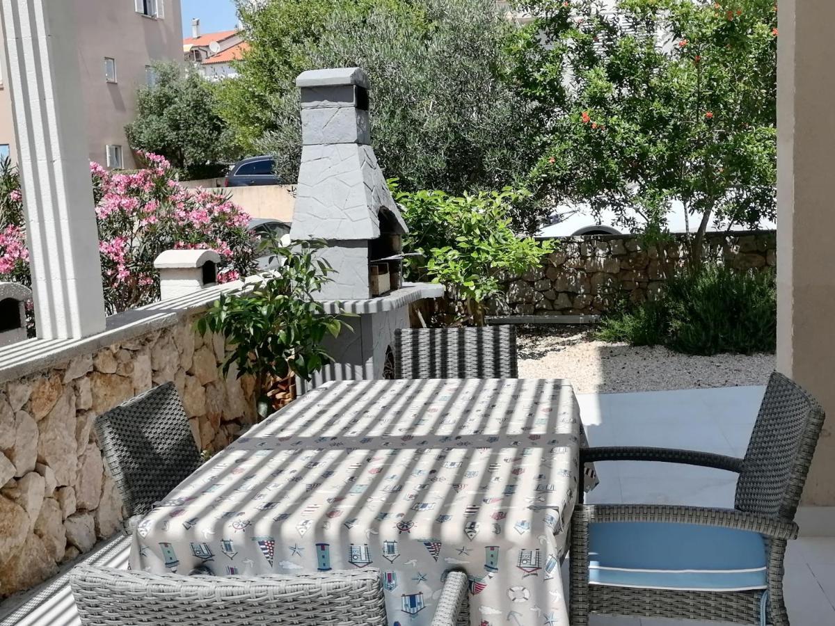 נובליה Apartment Nano-Maris מראה חיצוני תמונה