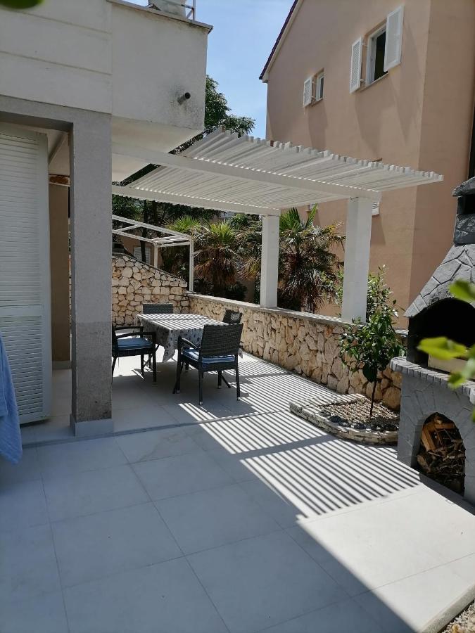 נובליה Apartment Nano-Maris מראה חיצוני תמונה